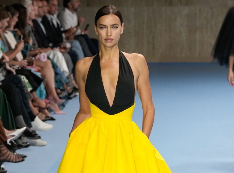 Carolina_Herrera_SS25_Fashionela