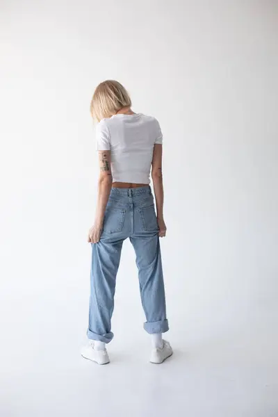 7 Ways To Rock 90s Outfits